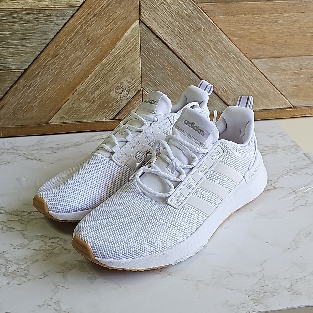 NWOT The Box Adidas Men's Racer TR21 Running Shoes.